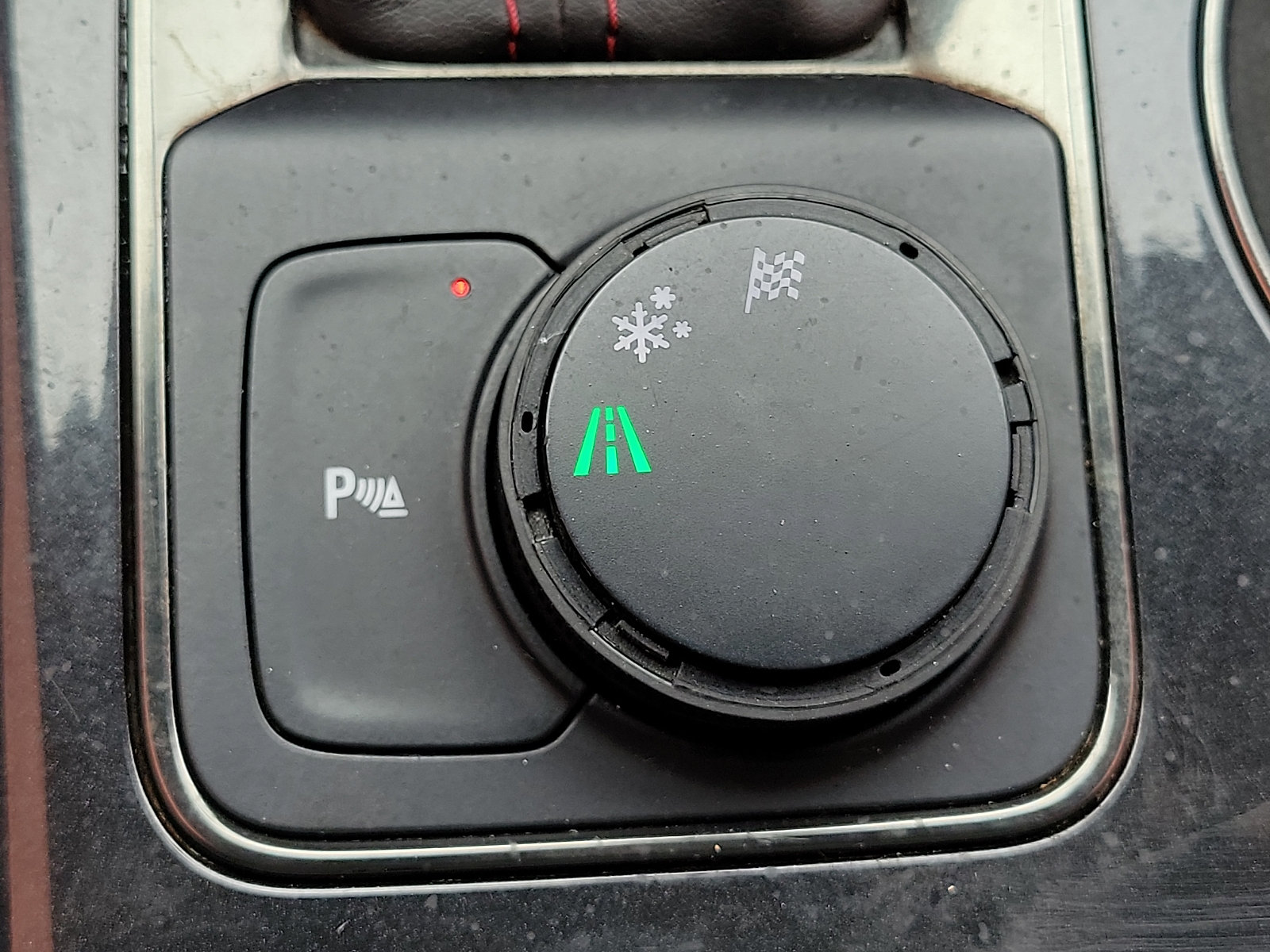 Used 2020 Chevrolet Blazer RS FWD image 16