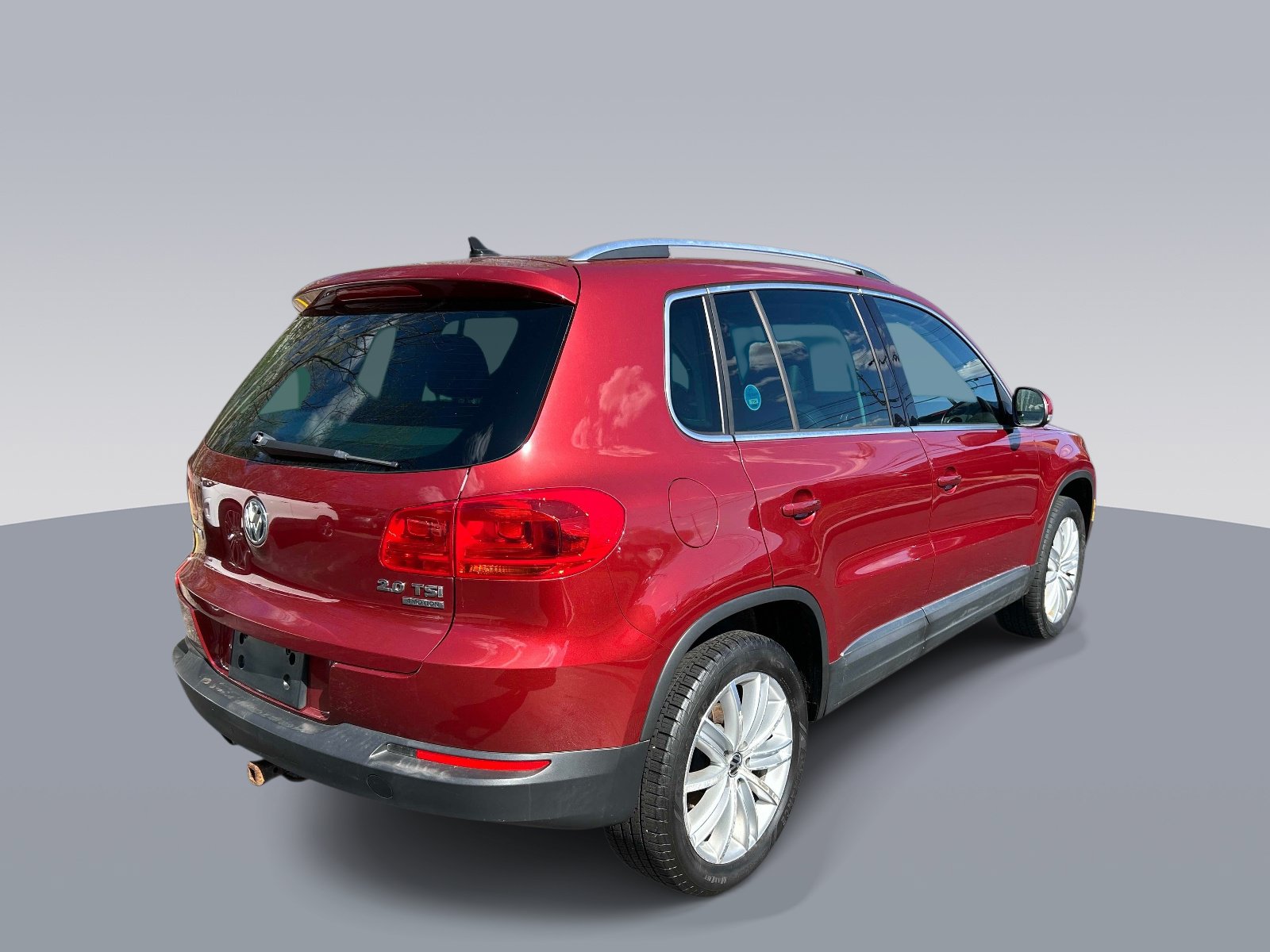 Used 2012 Volkswagen Tiguan S AWD/4WD image 3