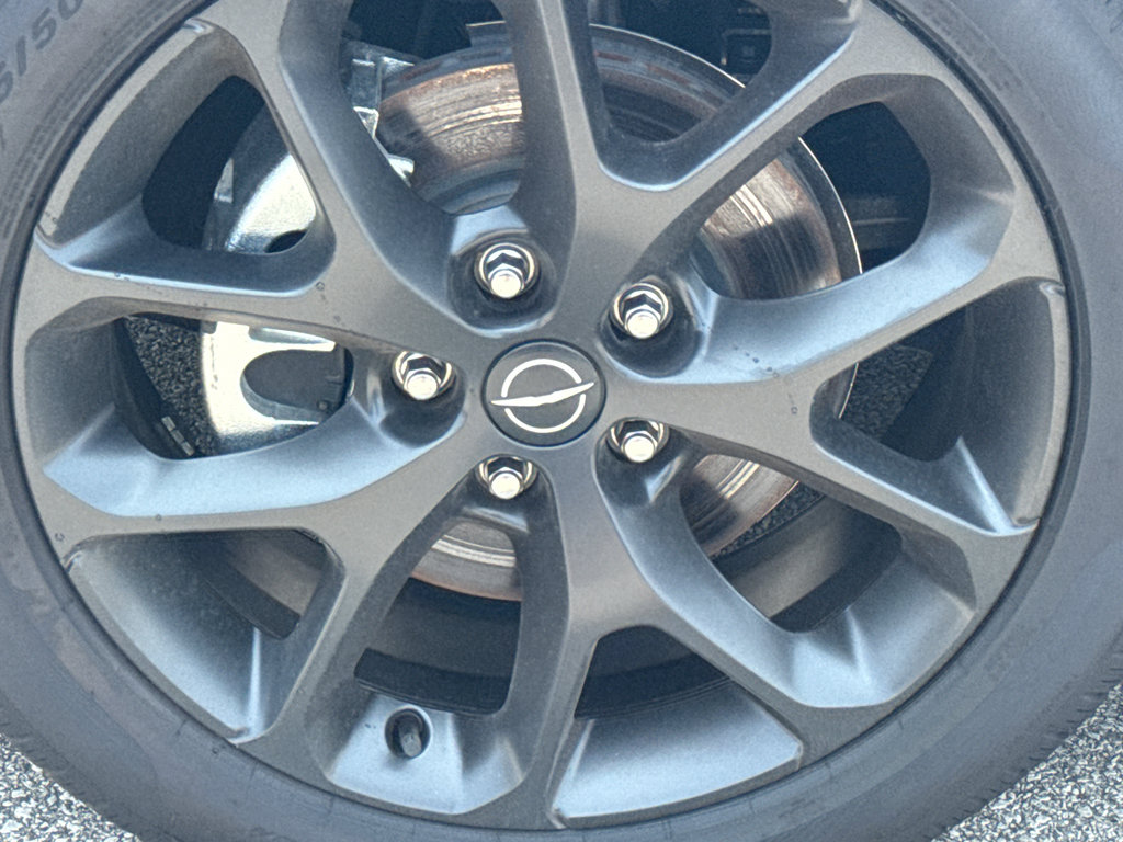 New 2026 Chrysler Pacifica Select w/ S Appearance Package FWD image 9