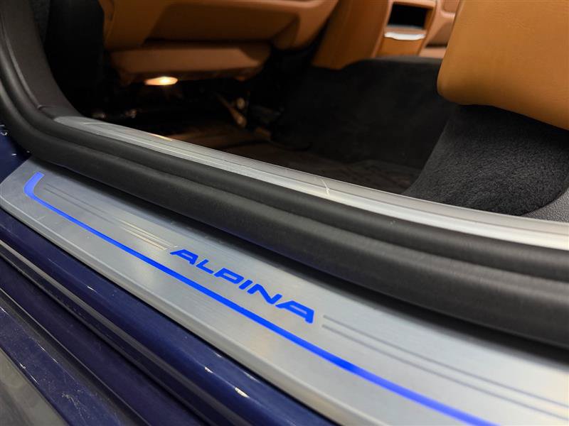 Used 2018 BMW ALPINA B7 xDrive AWD/4WD image 17