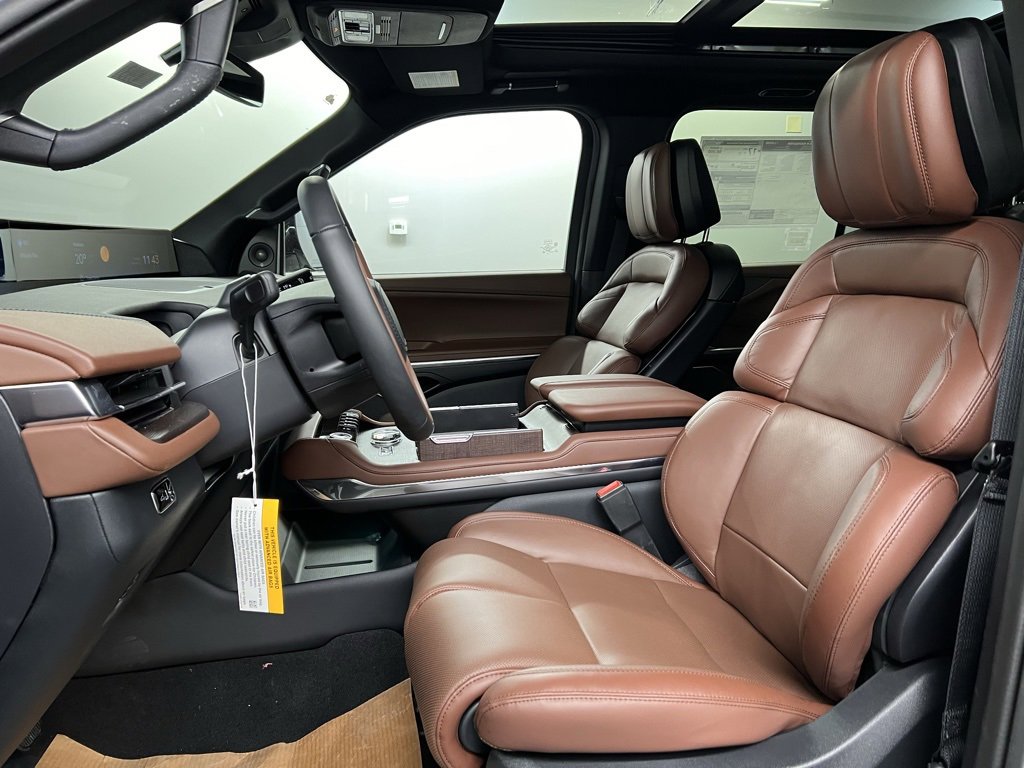 New 2026 Lincoln Navigator L Reserve image 28