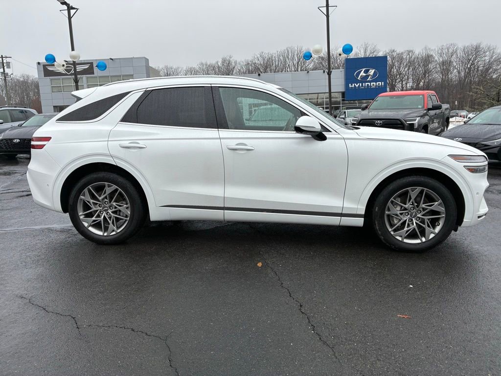 Used 2023 Genesis GV70 2.5T w/ Advanced Package image 8