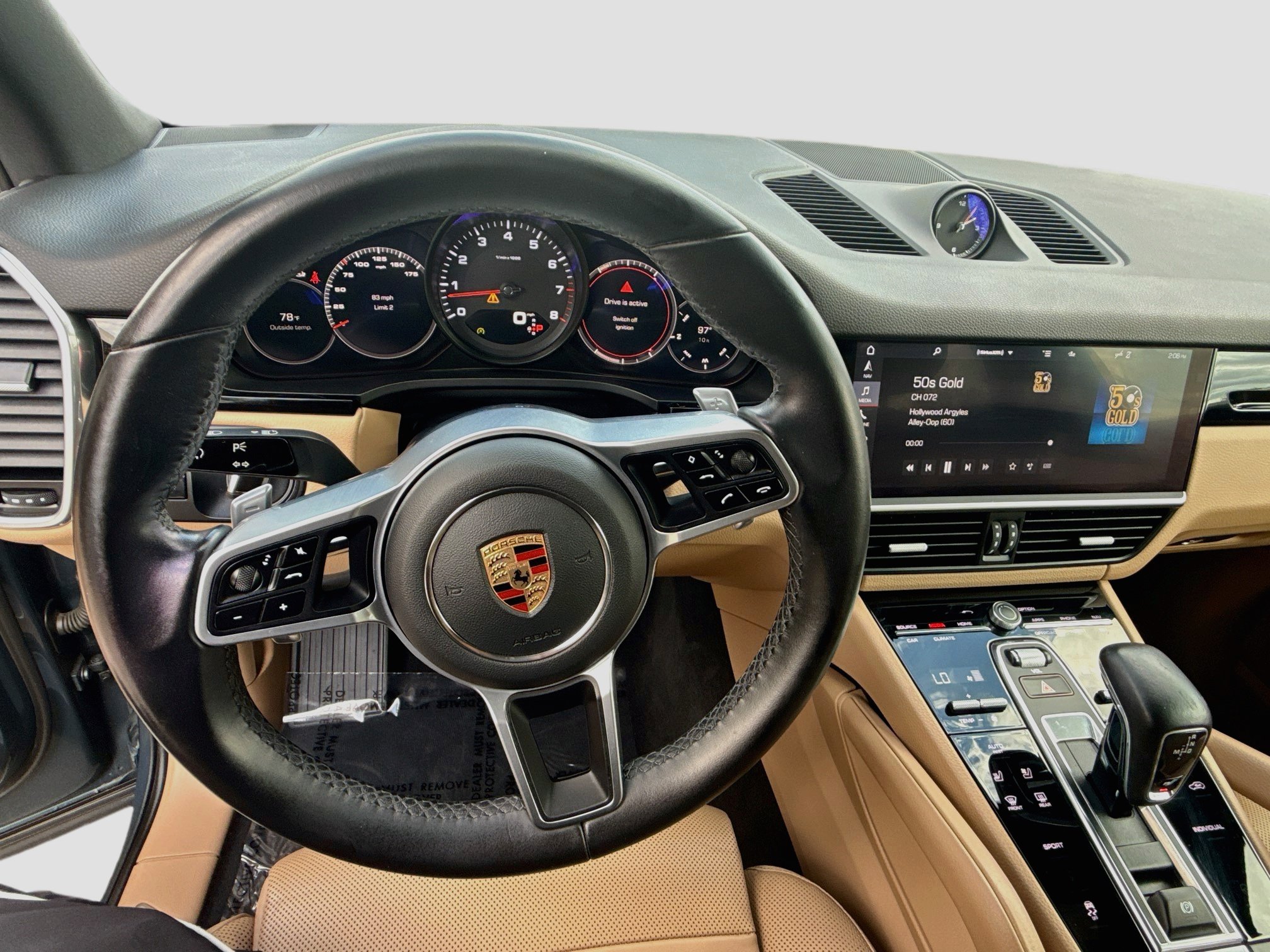 Used 2020 Porsche Cayenne w/ Premium Package AWD/4WD image 8