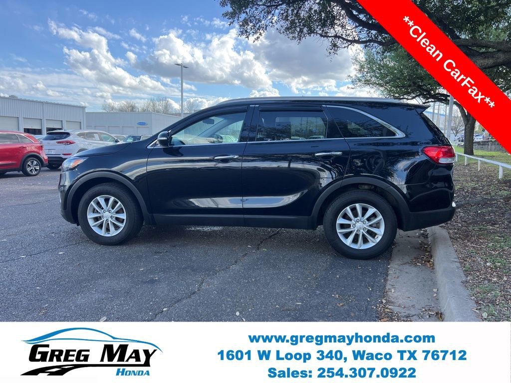 Used 2018 Kia Sorento LX image 4