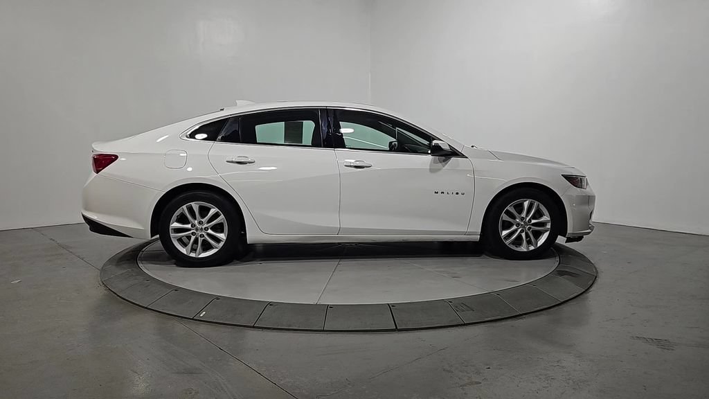 Used 2016 Chevrolet Malibu LT FWD image 7