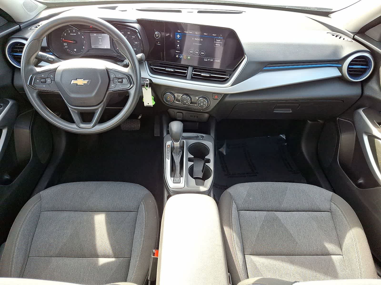 Used 2024 Chevrolet Trax LS w/ Driver Confidence Package FWD image 11