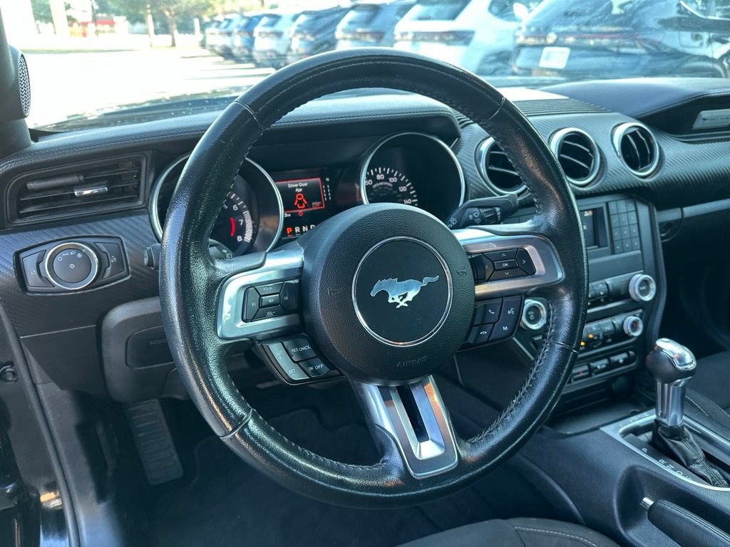 Used 2021 Ford Mustang Coupe RWD image 11