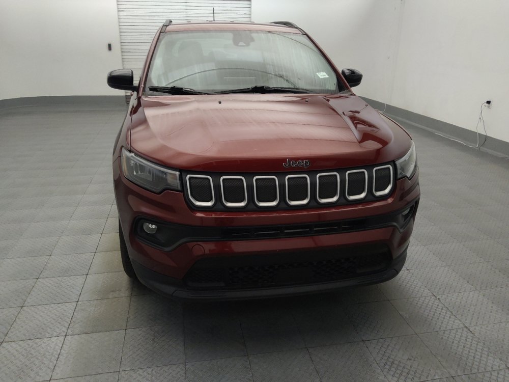 Used 2022 Jeep Compass Latitude FWD image 14