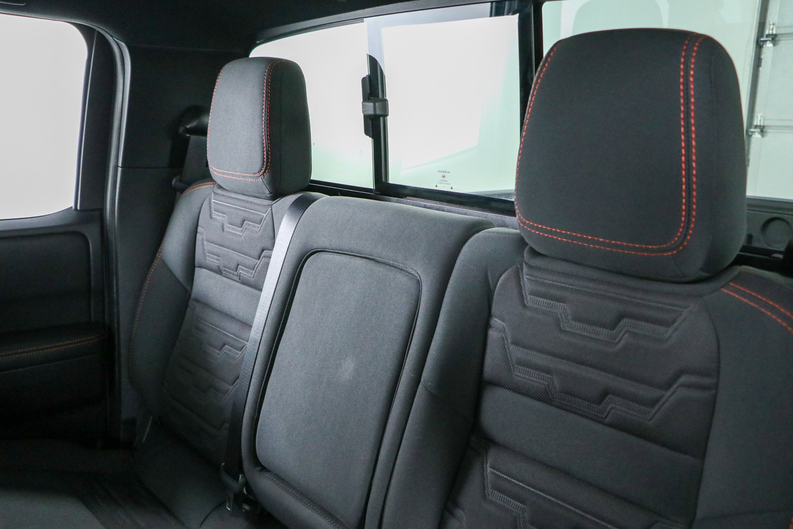 Used 2023 Nissan Frontier PRO-4X w/ Pro Convenience Package AWD/4WD image 27