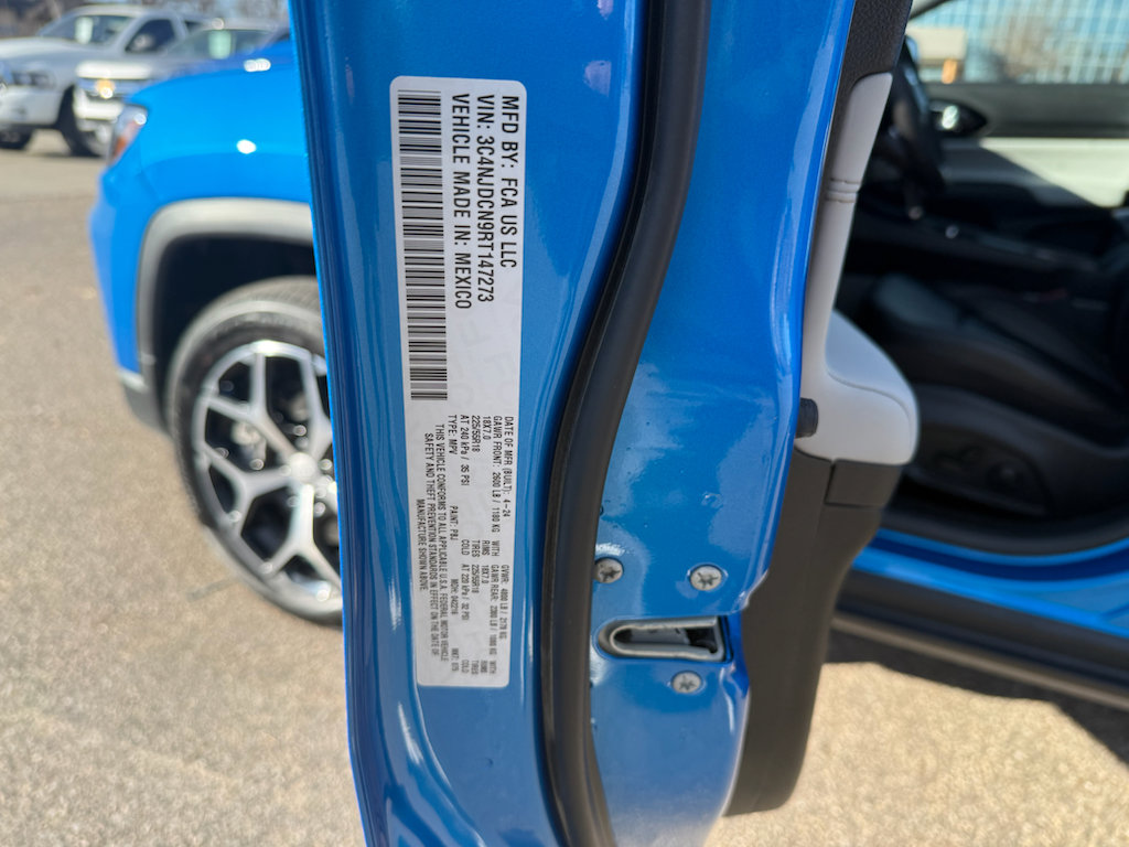 Used 2024 Jeep Compass Limited AWD/4WD image 24
