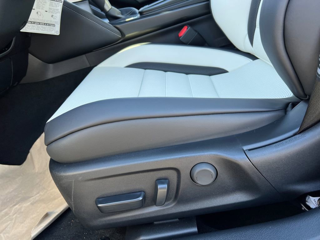 New 2025 Lexus IS 350 F Sport image 13