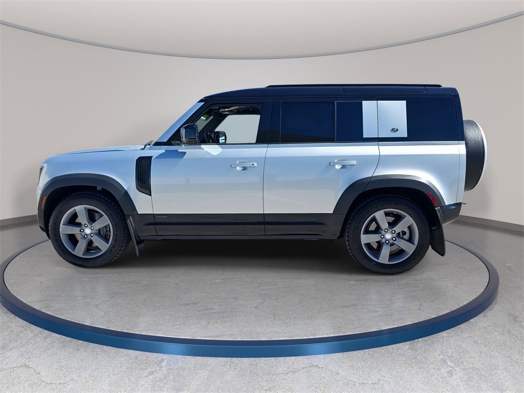 Certified 2021 Land Rover Defender 110 X-Dynamic HSE image 8