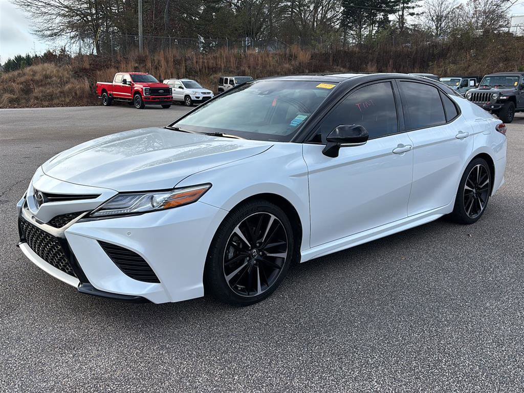 Used 2018 Toyota Camry XSE video 1
