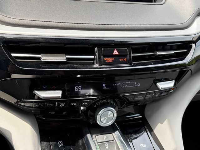 Used 2024 Acura MDX SH-AWD w/ Technology Package image 24