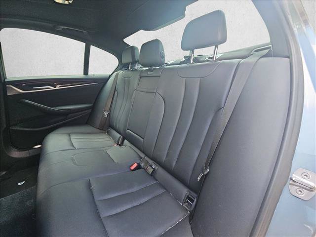 Used 2018 BMW 530i RWD image 14