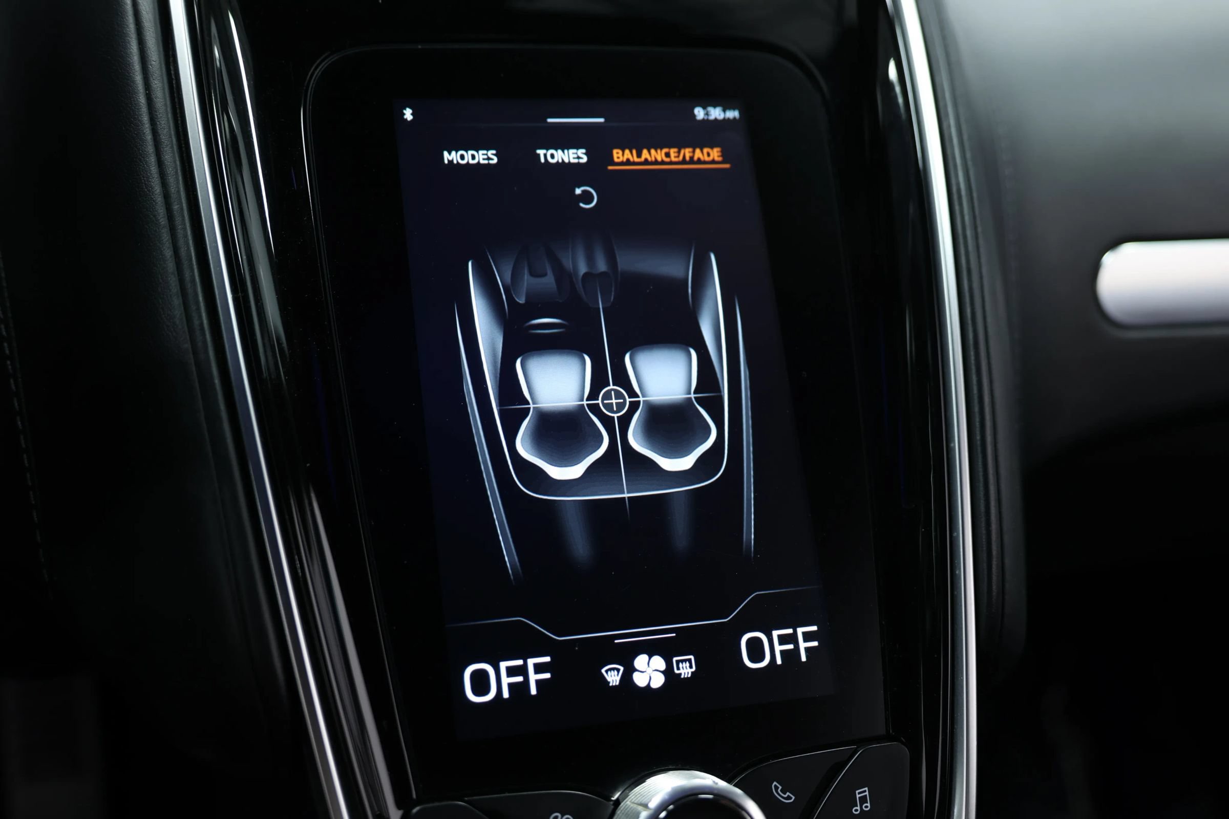 Used 2021 McLaren GT RWD image 44
