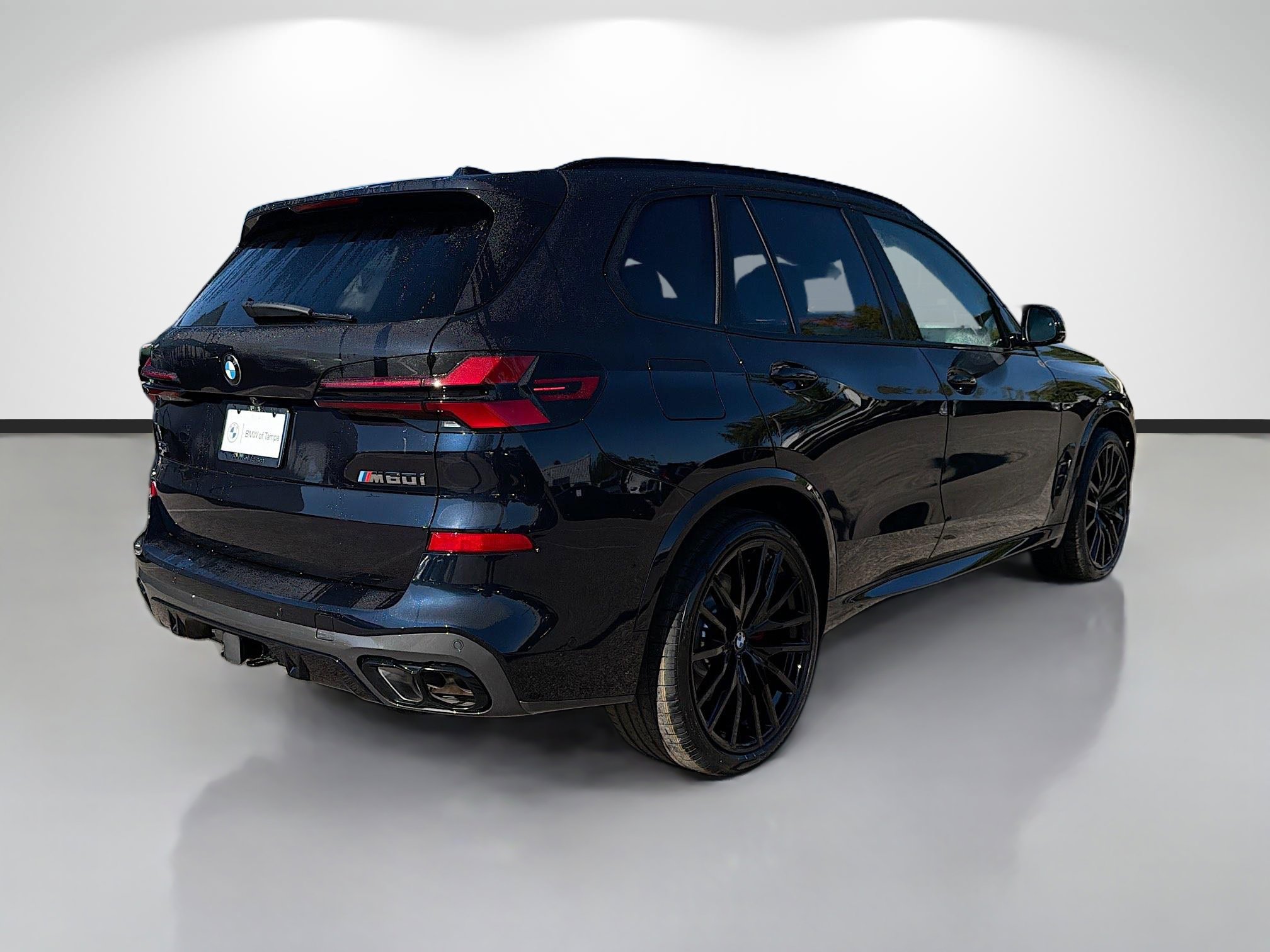 New 2026 BMW X5 M60i image 3