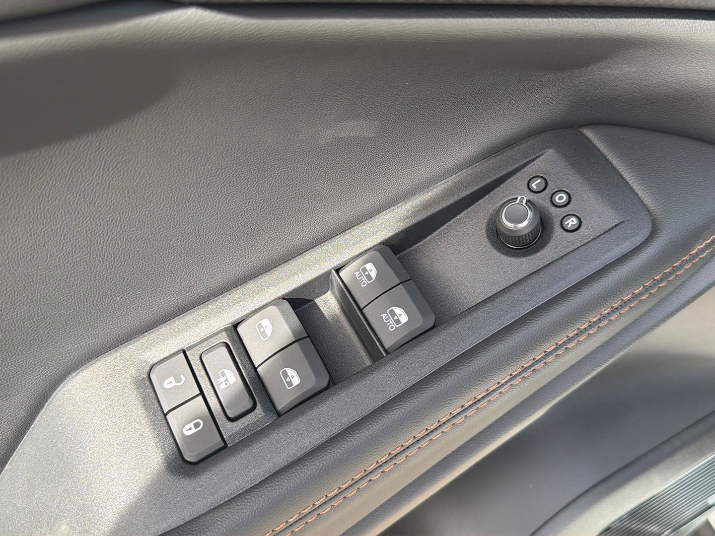 New 2026 Jeep Cherokee Limited image 11