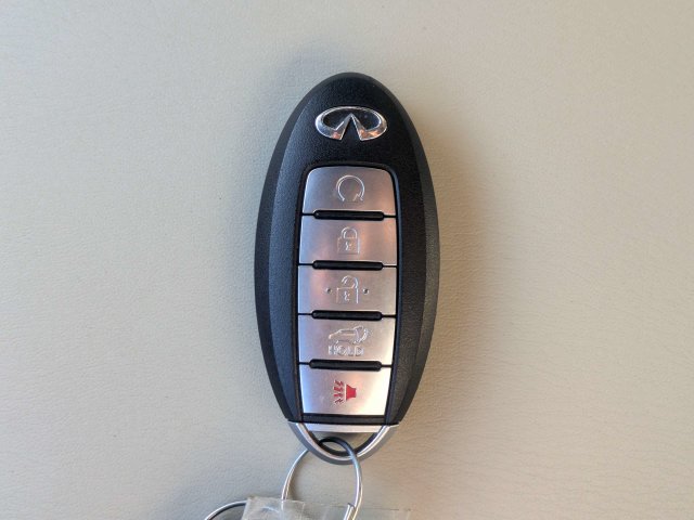 Used 2022 INFINITI QX80 Sensory w/ All-Season Package RWD image 37