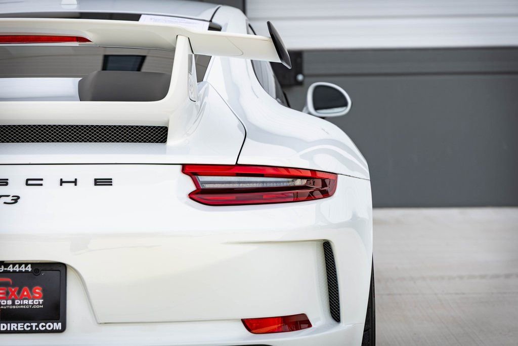 Used 2018 Porsche 911 GT3 image 12