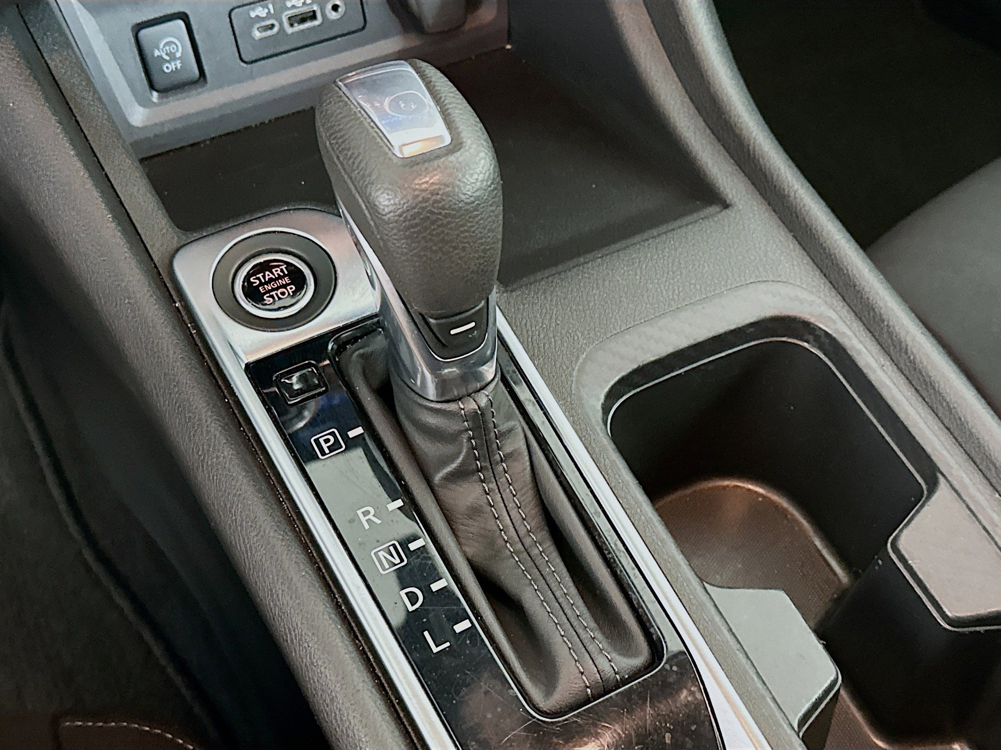 Used 2024 Nissan Sentra SV image 24