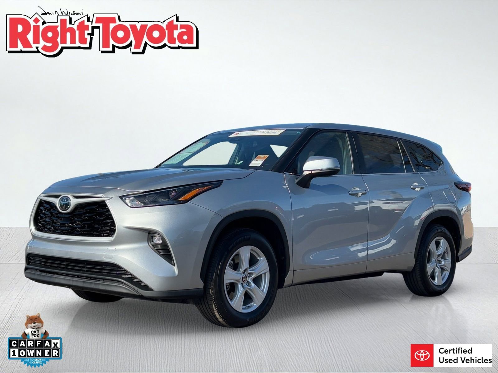 Certified 2025 Toyota Highlander LE image 1
