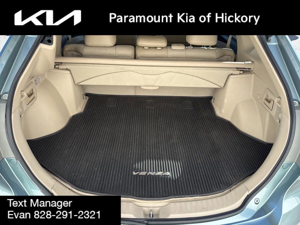 Used 2011 Toyota Venza AWD image 11