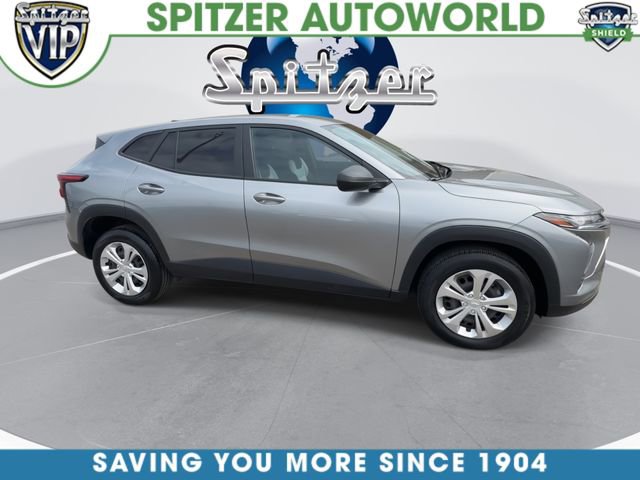 Used 2024 Chevrolet Trax LS image 10