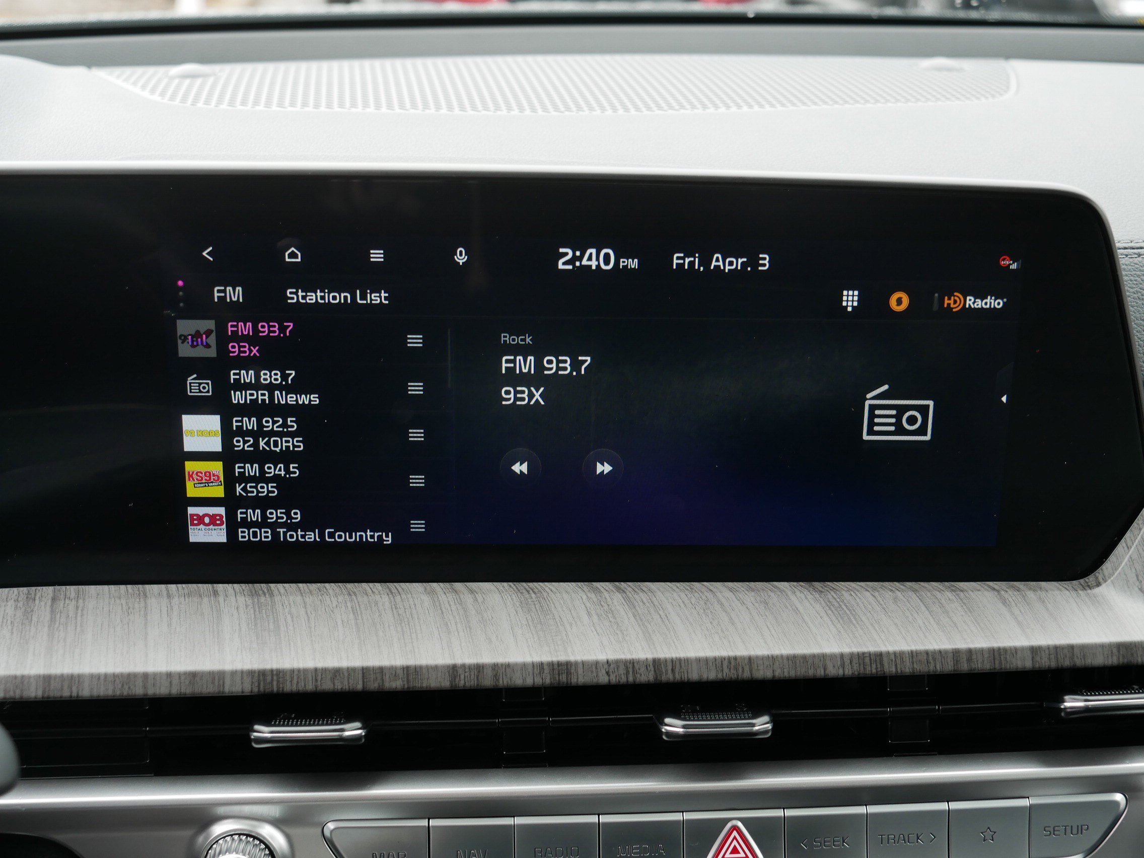 Certified 2024 Kia Telluride EX w/ EX Captain's Chair Package image 22