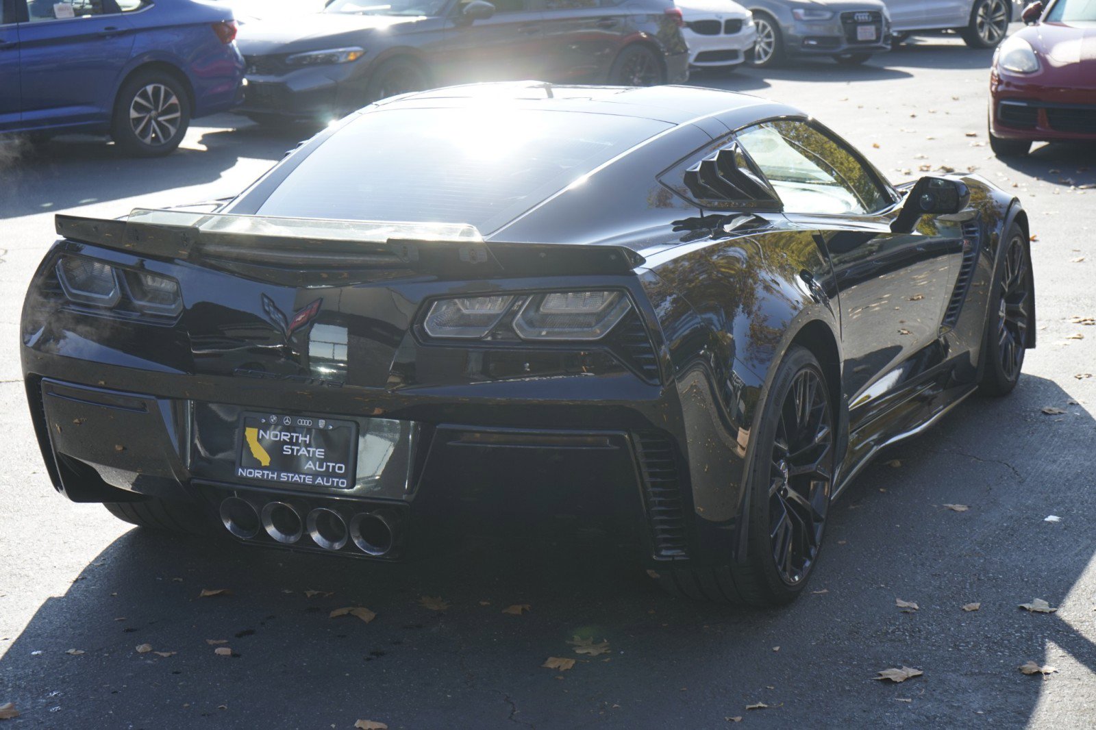 Used 2015 Chevrolet Corvette Z06 w/ 3LZ Preferred Equipment Group image 8