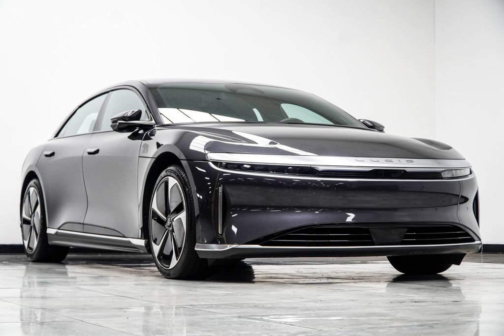 Used 2024 Lucid Air Touring AWD/4WD image 4