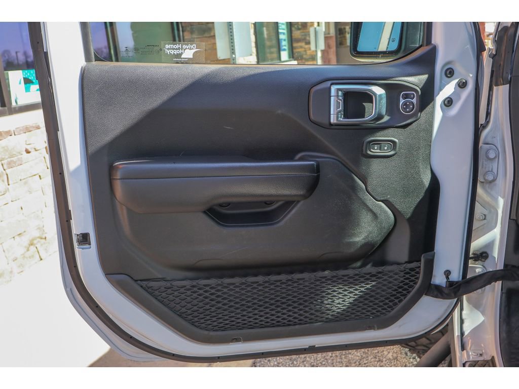 Used 2021 Jeep Gladiator Sport AWD/4WD image 9