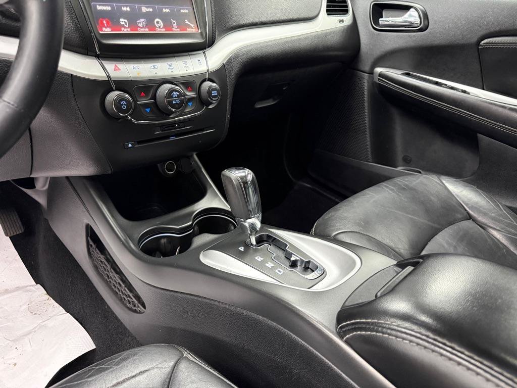 Used 2014 Dodge Journey Limited w/ Flexible Seating Group FWD image 19