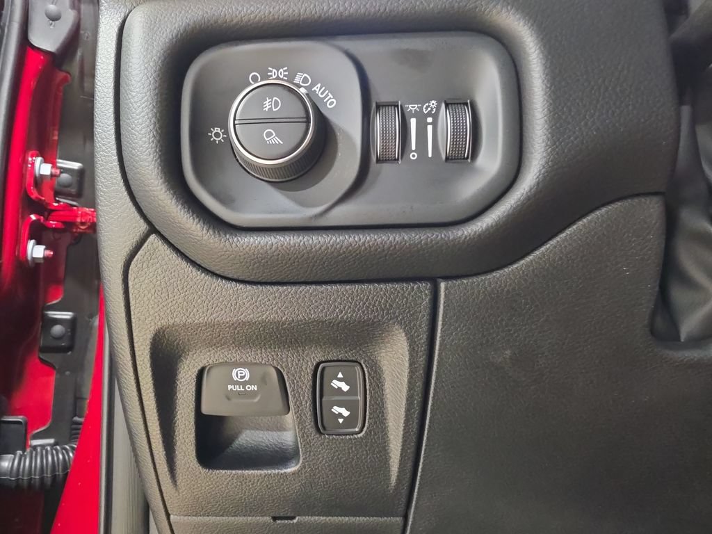 New 2026 RAM 1500 Big Horn AWD/4WD image 21