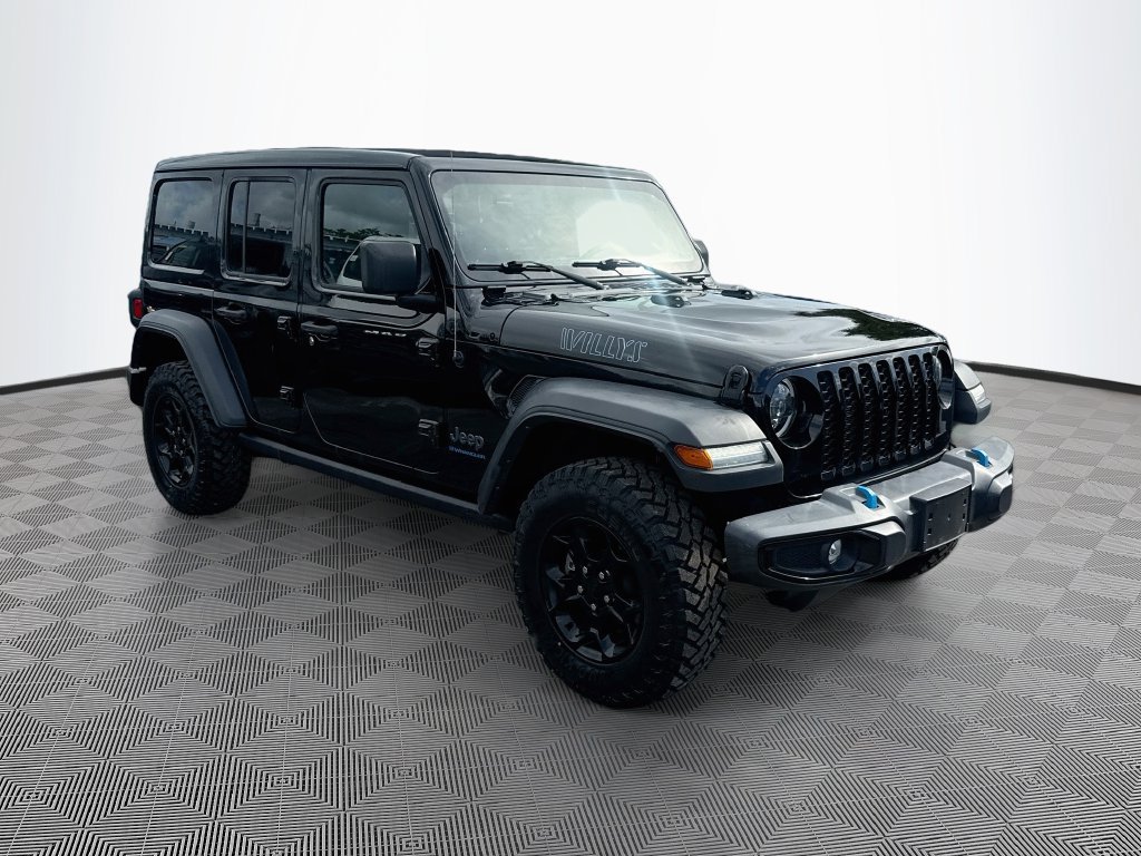 Certified 2023 Jeep Wrangler Unlimited w/ Sun & Screen Package AWD/4WD image 4