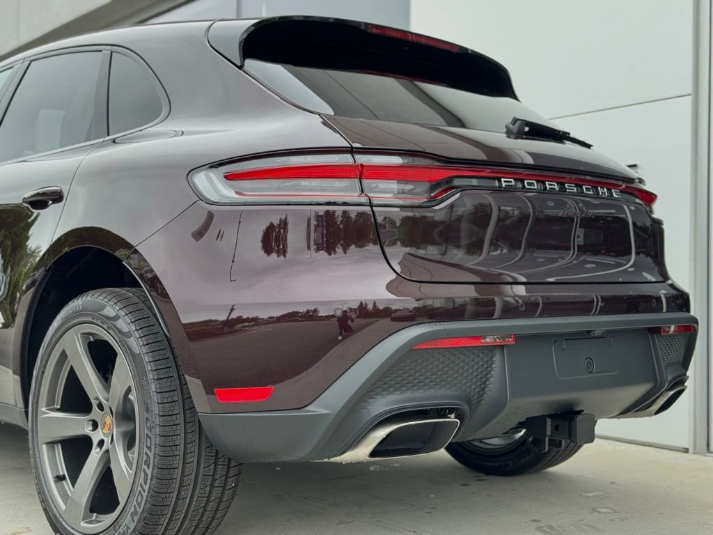 New 2025 Porsche Macan image 13