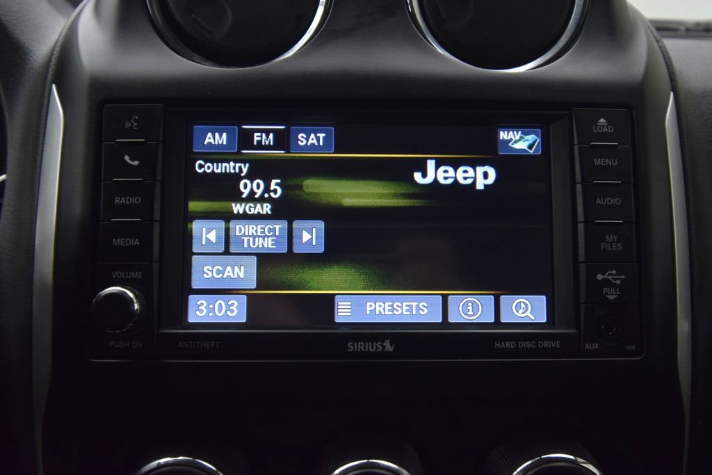 Used 2017 Jeep Compass Latitude AWD/4WD image 12