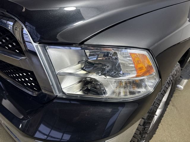 Used 2017 RAM 1500 Classic SLT AWD/4WD image 27