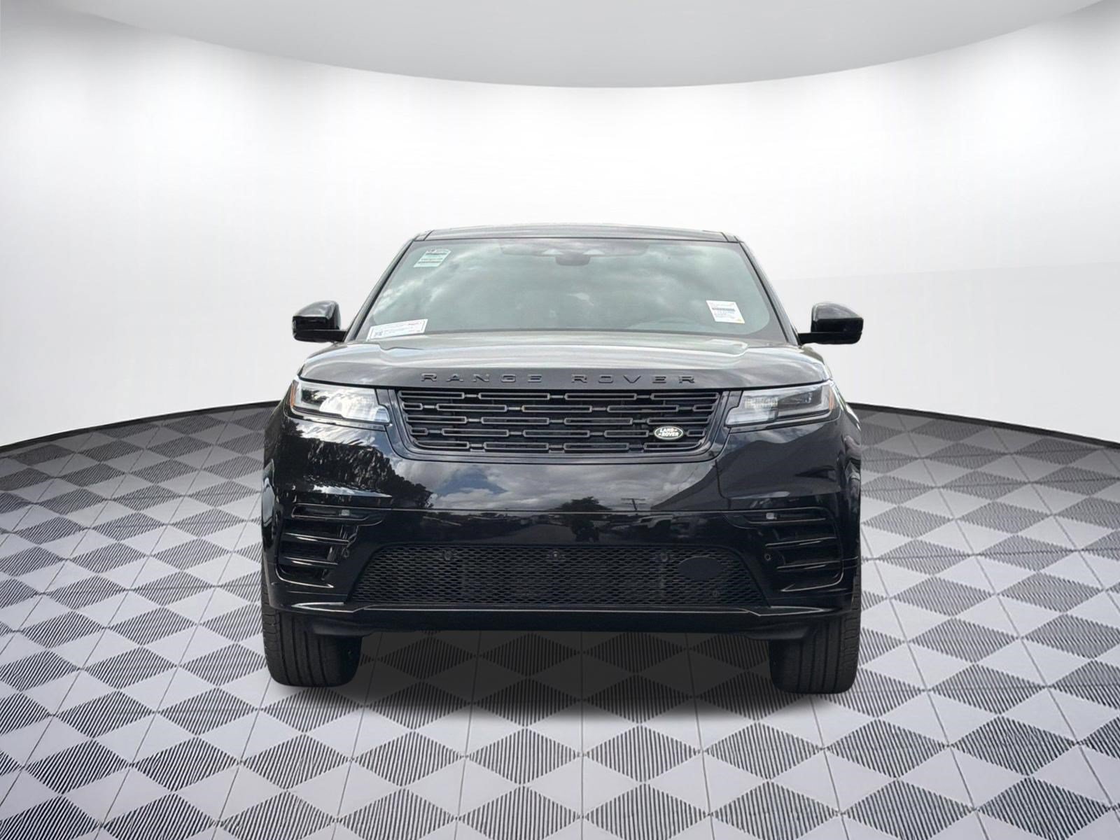 New 2026 Land Rover Range Rover Velar Dynamic SE AWD/4WD image 5