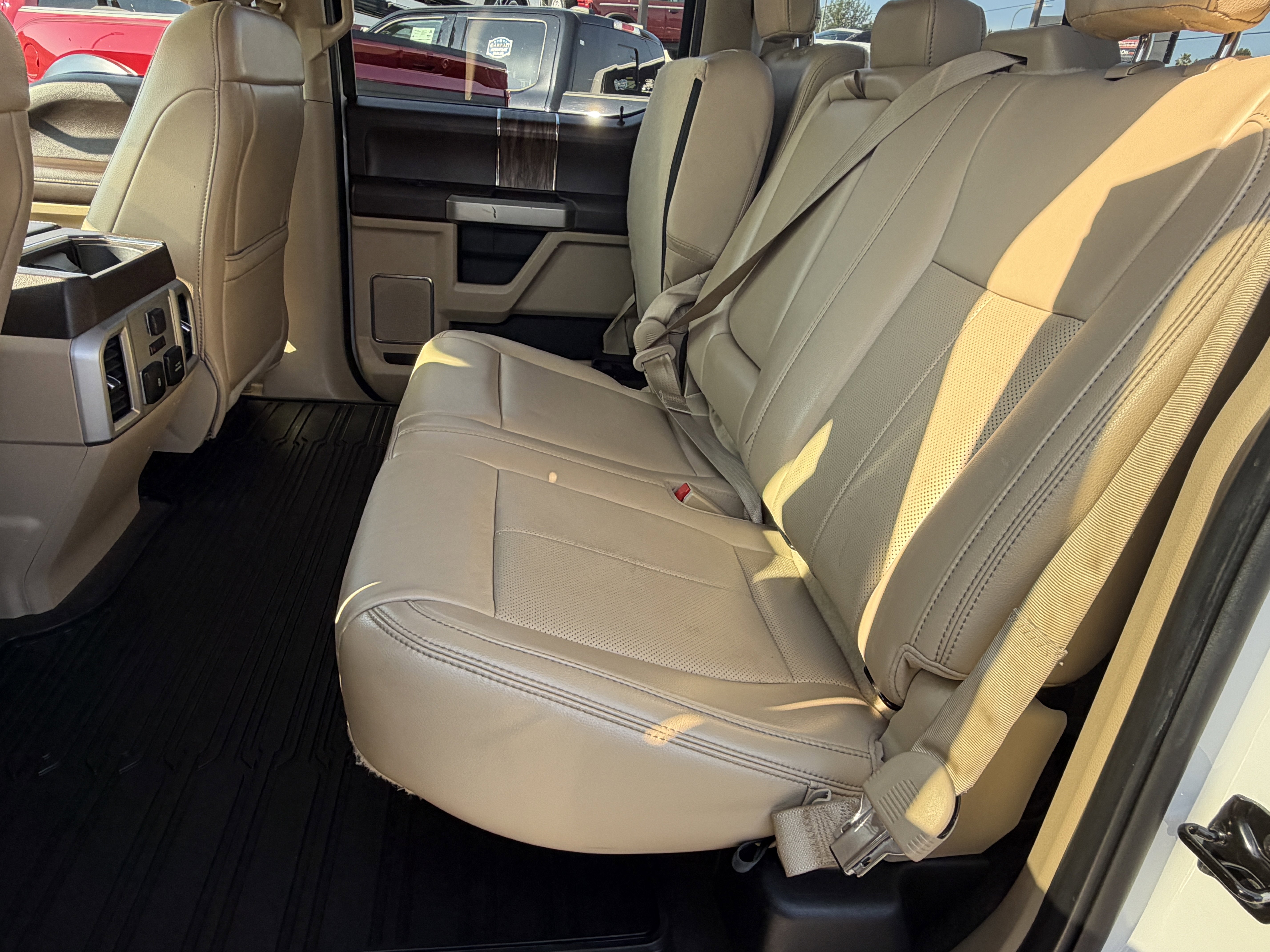 Certified 2019 Ford F150 Lariat w/ Equipment Group 502A Luxury AWD/4WD image 21
