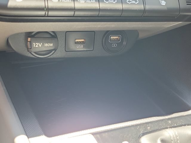Used 2023 Hyundai Elantra SEL w/ Convenience Package FWD image 14
