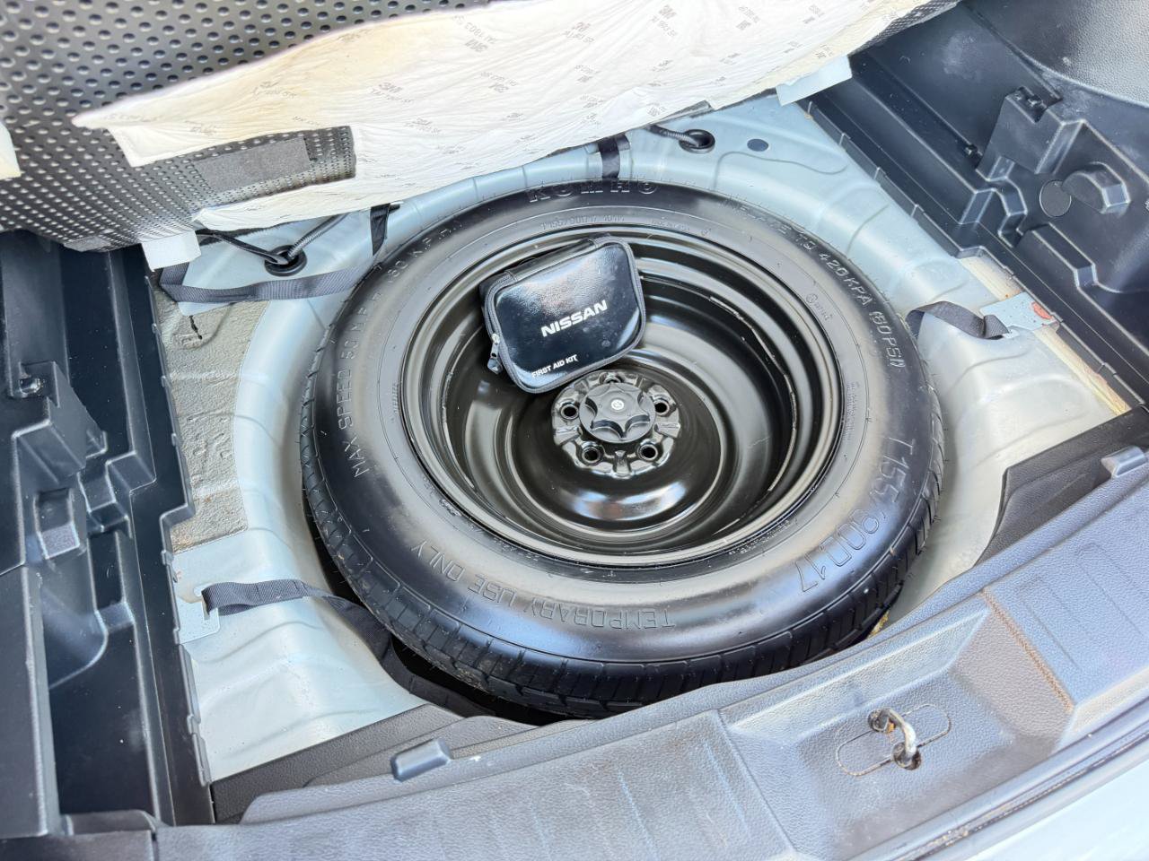 Used 2018 Nissan Rogue SV AWD/4WD image 35
