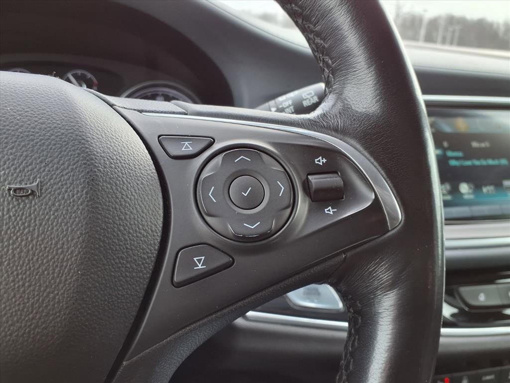 Used 2019 Buick Enclave Premium image 17