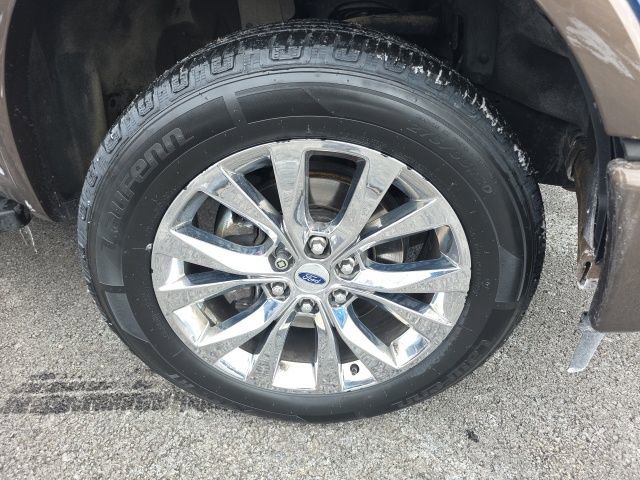 Used 2017 Ford F150 Lariat w/ Equipment Group 502A Luxury image 26