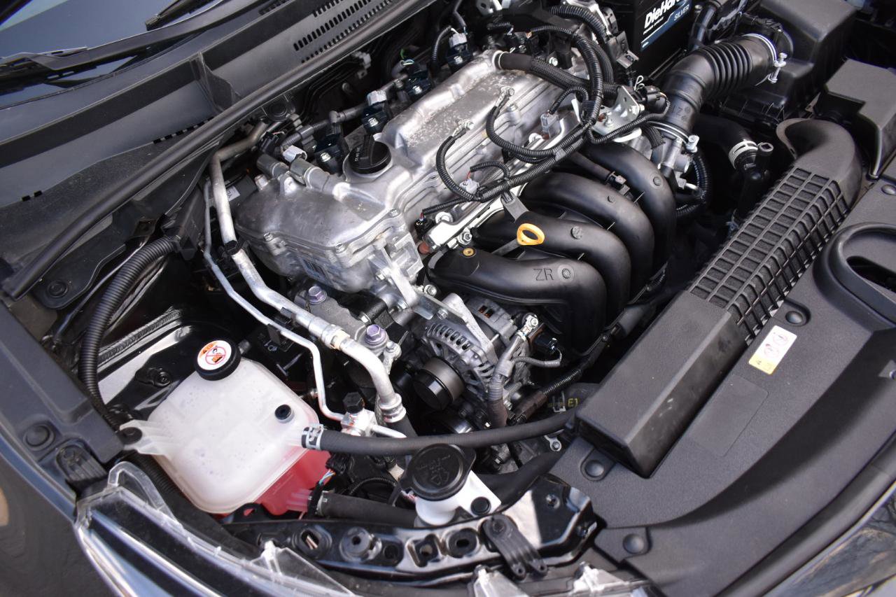 Used 2021 Toyota Corolla LE image 43