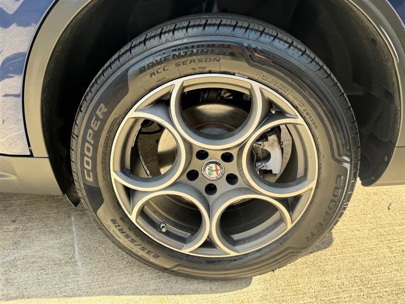 Used 2018 Alfa Romeo Stelvio Sport w/ Cold Weather Package image 23