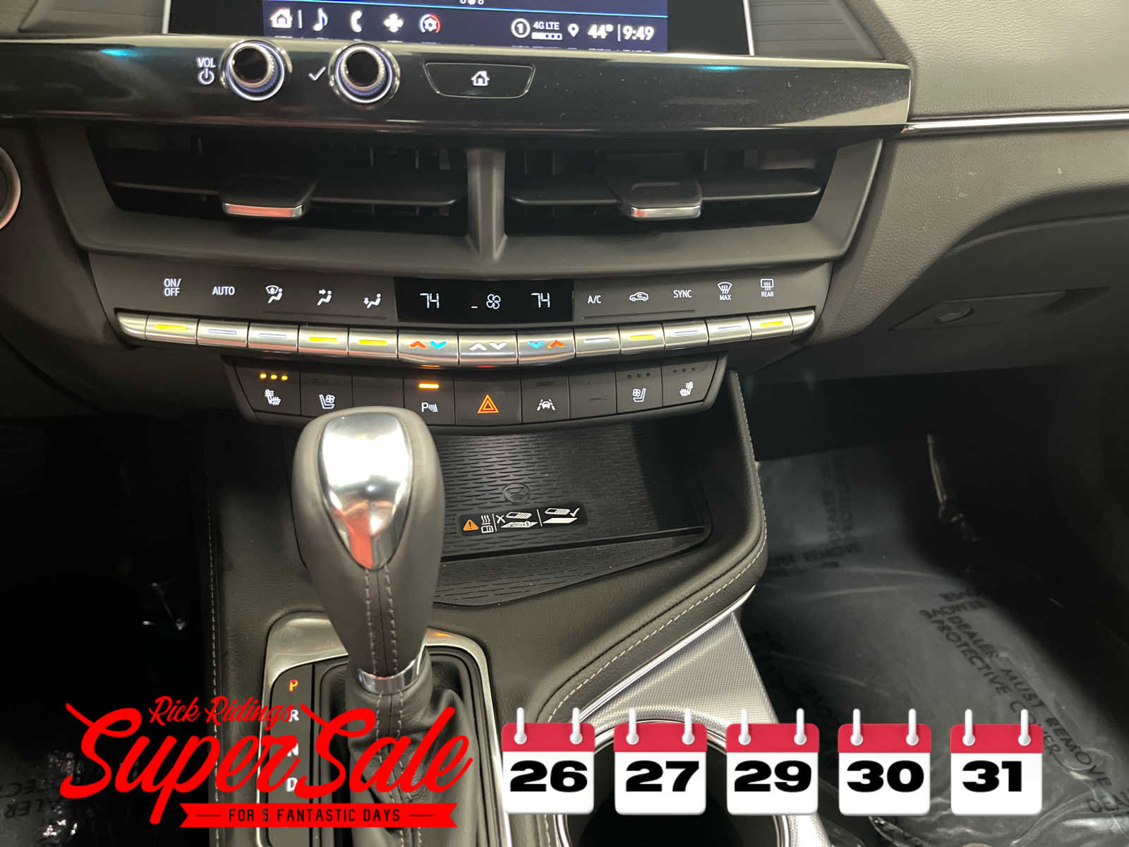 Used 2025 Cadillac CT4 Premium Luxury image 28