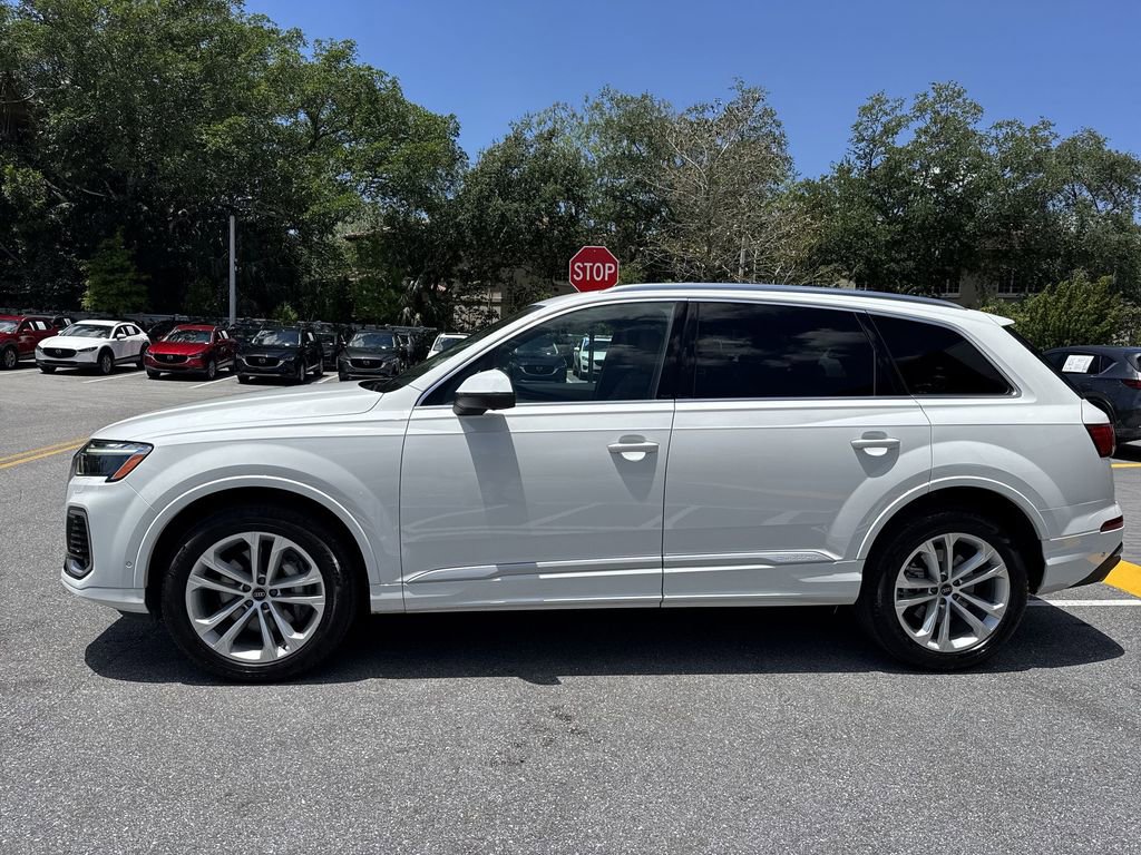 Used 2025 Audi Q7 3.0T Premium Plus AWD/4WD image 11