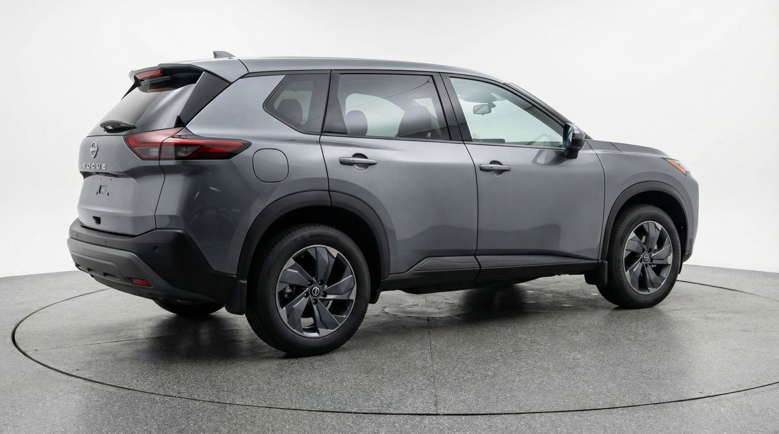 Used 2025 Nissan Rogue SV image 9