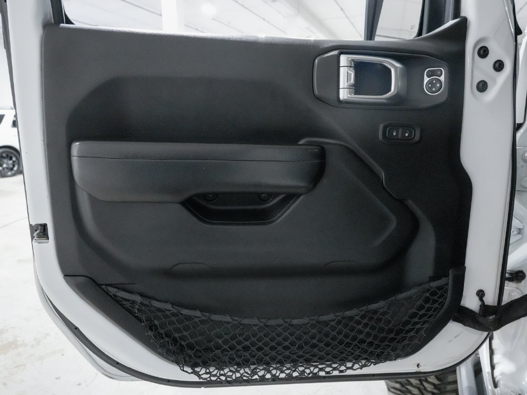 Used 2019 Jeep Wrangler Unlimited Rubicon AWD/4WD image 34